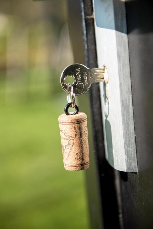 Villa Life Contains Beautiful Things Almere Exterior foto